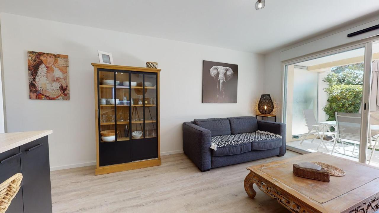 Appartement T2 : Jardin, Piscine, Parking A Sainte-Maxime Exterior photo